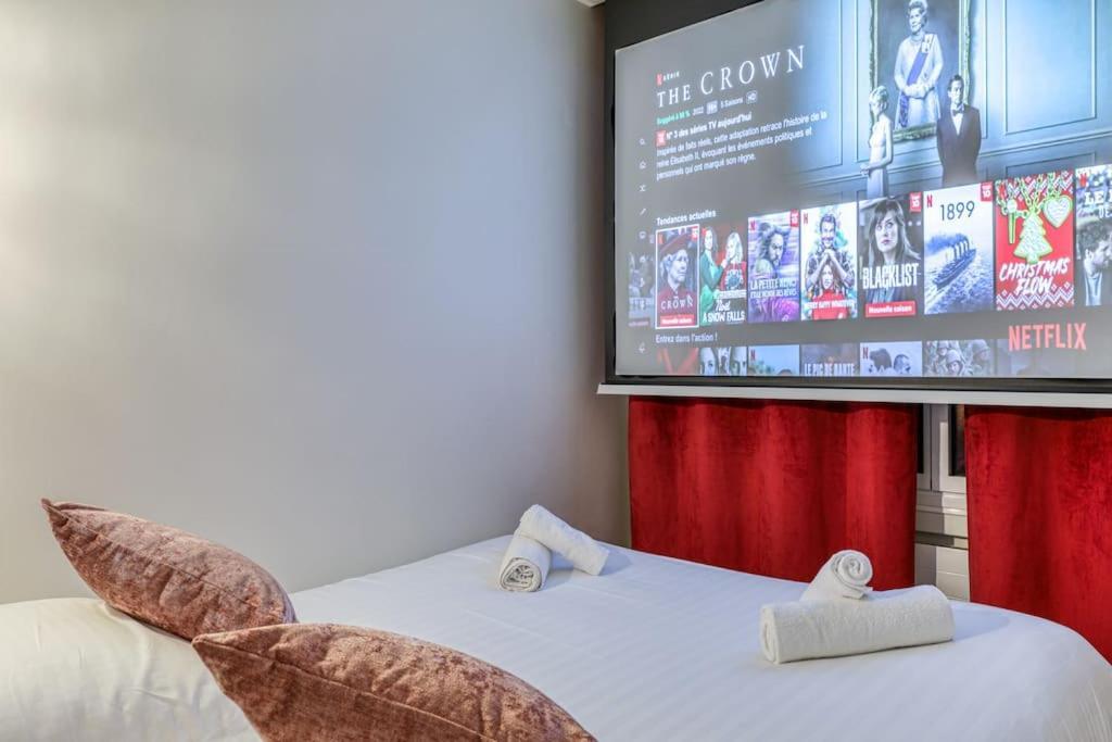 Montaigne Executive Suite Parigi Esterno foto