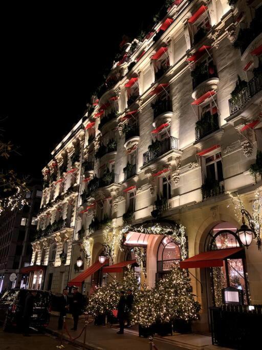 Montaigne Executive Suite Parigi Esterno foto