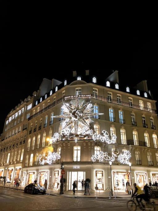 Montaigne Executive Suite Parigi Esterno foto