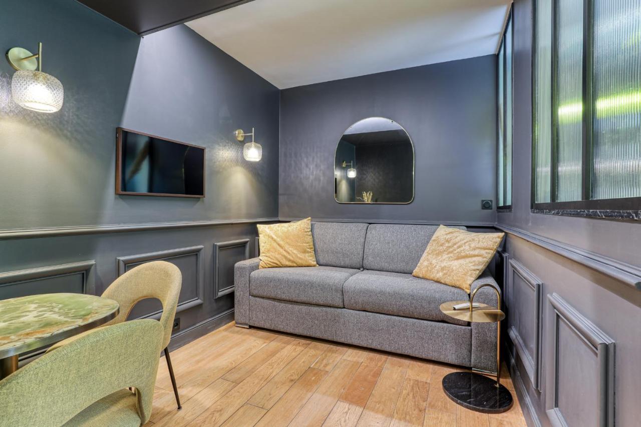 Montaigne Executive Suite Parigi Esterno foto